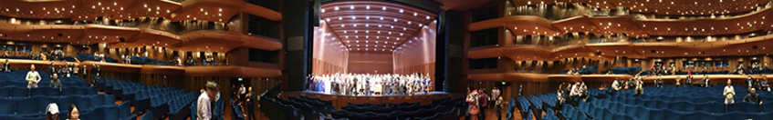 Shanghai Grand Theatre, direkt am Campus des Shanghai Conservatory of Music (aufs Bild klicken für eine Rundumansicht)